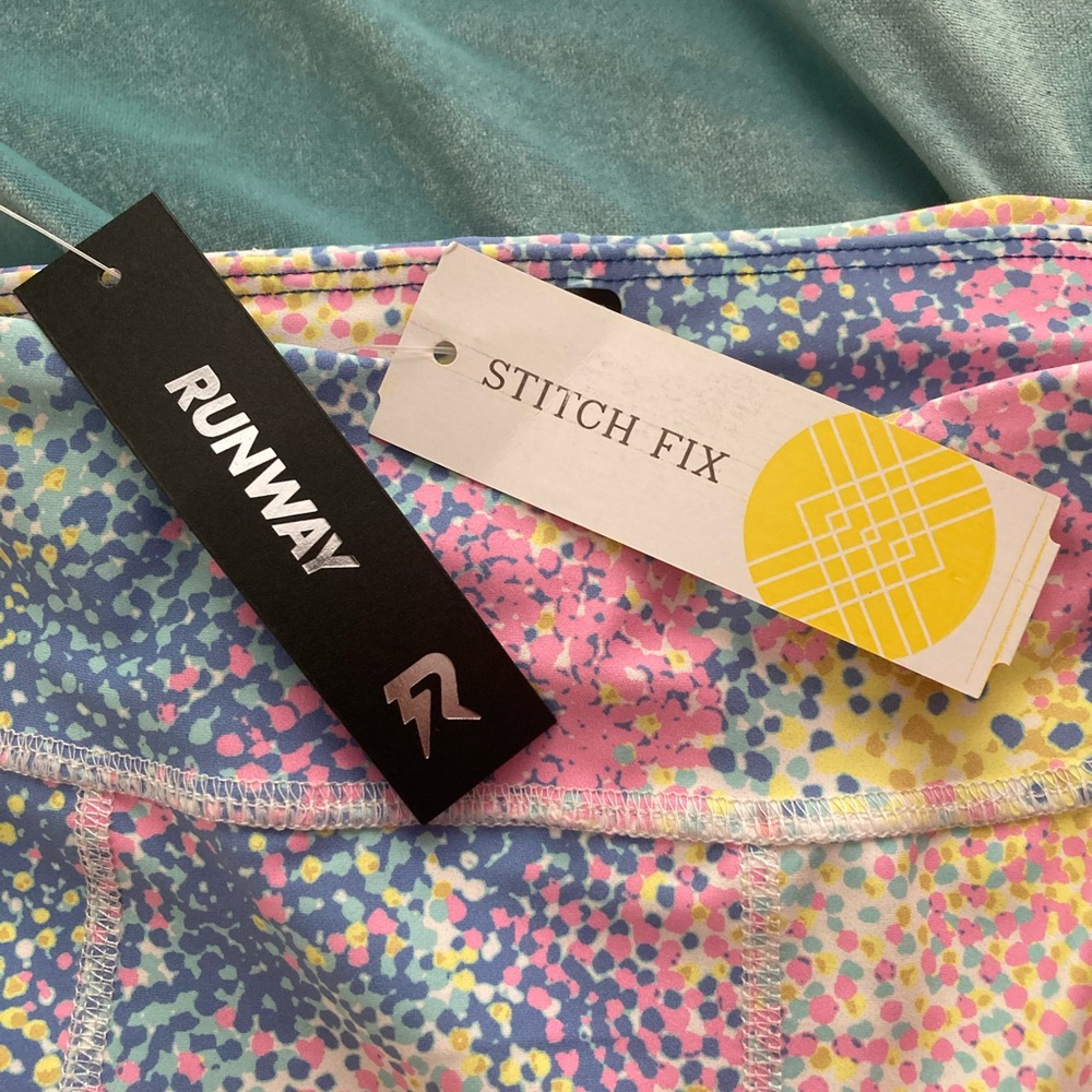 New with tags Stitch Fix Runway girls leggings - Picture 11 of 11